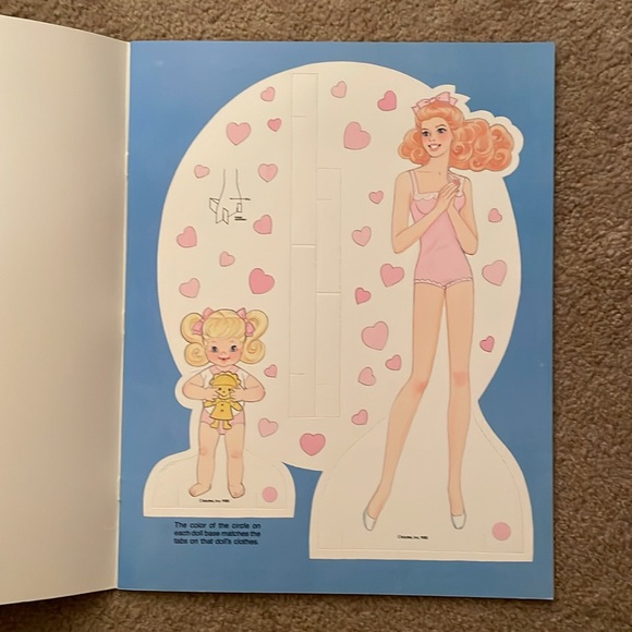 1985 Golden Book “The Heart Family” Paper Dolls - Picture 6 of 10